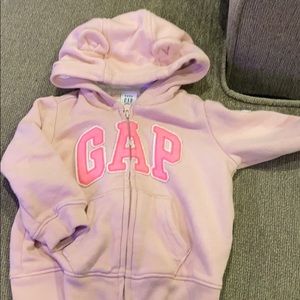 Gap logo baby girl sweater 6-12 months